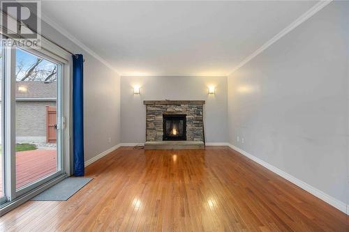 1547 Randy Road, Sarnia, ON - Indoor Photo Showing Living Room With Fireplace