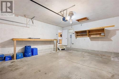 1547 Randy Road, Sarnia, ON - Indoor Photo Showing Garage