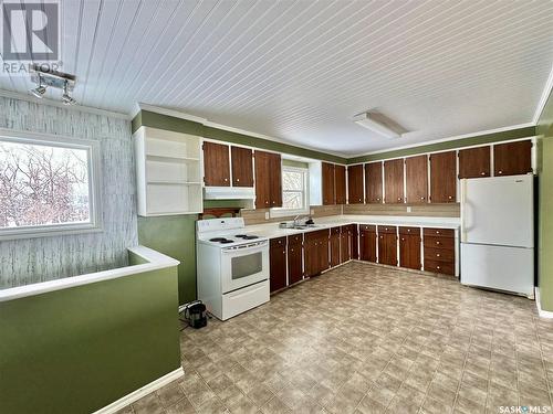 Hwy 80 Acreage - Rm Of Churchbridge, Churchbridge Rm No. 211, SK - Indoor Photo Showing Kitchen