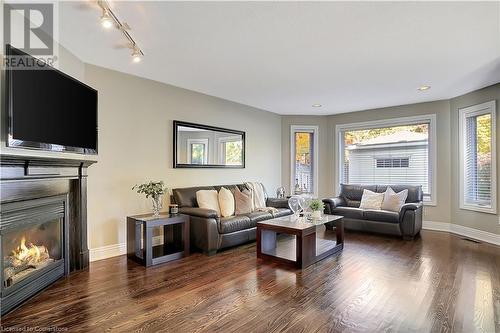 764 Saginaw Parkway, Cambridge, ON - Indoor Photo Showing Living Room With Fireplace