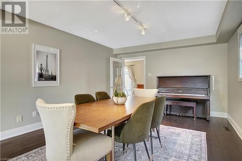 764 Saginaw Parkway, Cambridge, ON - Indoor Photo Showing Dining Room