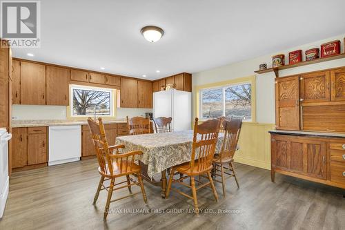 231 Lynch Road, Tweed, ON - Indoor Photo Showing Dining Room