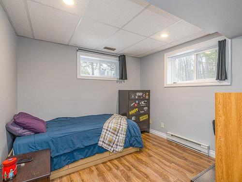 Chambre Ã Â coucher - 9665 Rue Du Trianon, Sherbrooke (Brompton/Rock Forest/Saint-Élie/Deauville), QC - Indoor Photo Showing Bedroom