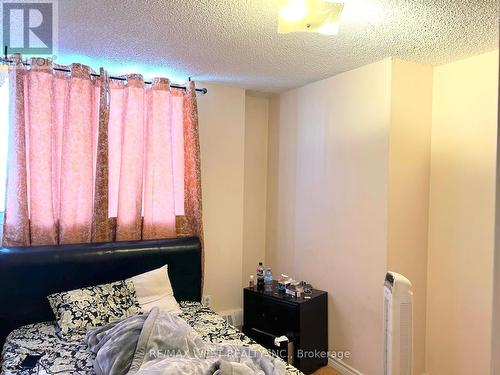 306 - 330 Dixon Road, Toronto, ON - Indoor Photo Showing Bedroom