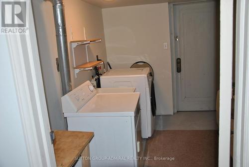 Lower - 172 St Clair Avenue E, Toronto, ON - Indoor Photo Showing Laundry Room