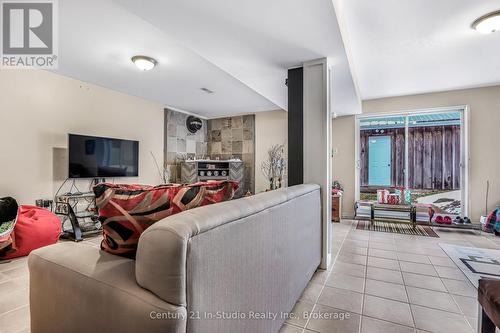 307403 Centre Line A E, Grey Highlands, ON - Indoor Photo Showing Living Room With Fireplace