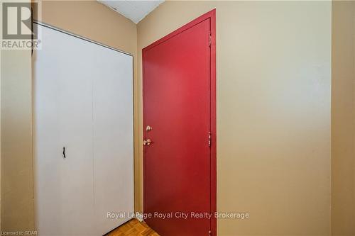 312 - 105 Conroy Crescent, Guelph (College), ON - Indoor Photo Showing Other Room