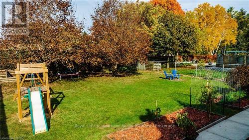 138 Sunset Drive, Goderich (Goderich (Town)), ON - Outdoor With Backyard