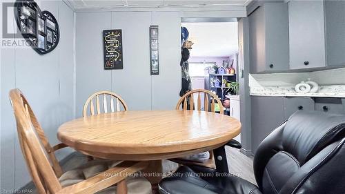 3064 Patrick Street, Howick, ON - Indoor Photo Showing Dining Room