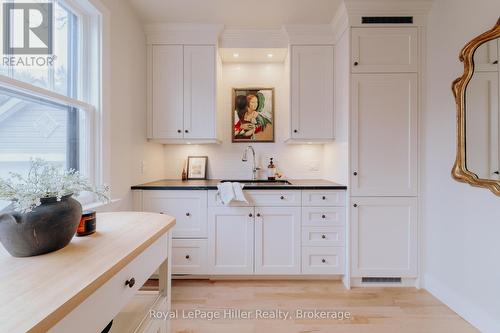 56 Charles Street, Stratford, ON - Indoor Photo Showing Kitchen