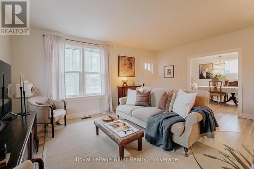 56 Charles Street, Stratford, ON - Indoor Photo Showing Living Room