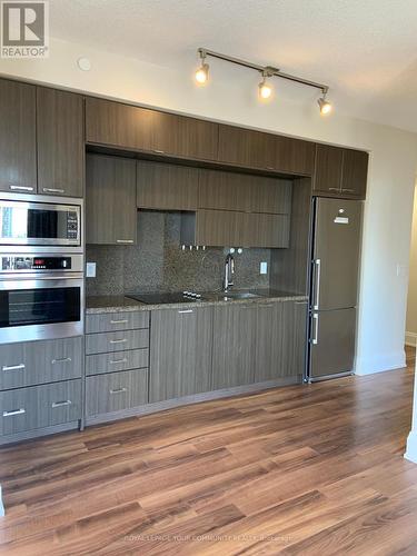 1512 - 120 Harrison Garden Boulevard, Toronto, ON - Indoor Photo Showing Kitchen With Upgraded Kitchen