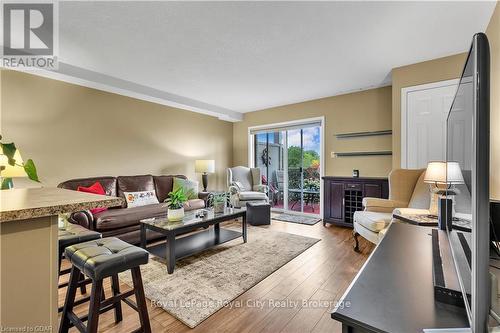 204 - 345 Fisher Mills Road, Cambridge, ON - Indoor Photo Showing Living Room