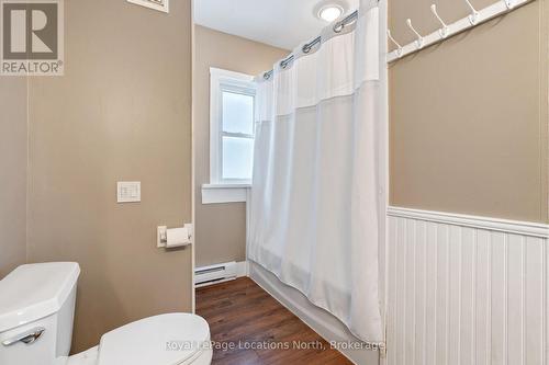 23 Elizabeth Street W, Clearview (Creemore), ON - Indoor Photo Showing Bathroom