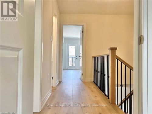 11 Cherry Hill Lane, Barrie (Painswick South), ON - Indoor Photo Showing Other Room