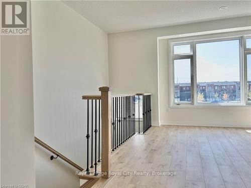 11 Cherry Hill Lane, Barrie (Painswick South), ON - Indoor Photo Showing Other Room