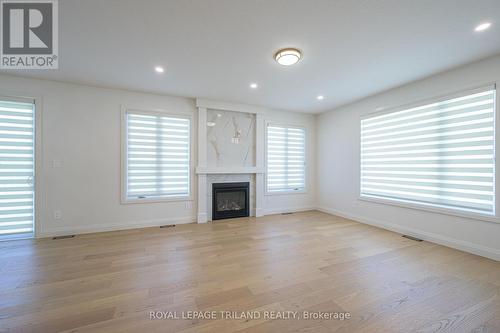 3741 Somerston Crescent, London, ON - Indoor With Fireplace