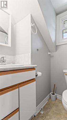 341149 Grey Rd 28, West Grey, ON - Indoor Photo Showing Bathroom