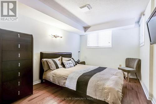 722 - 75 Weldrick Road E, Richmond Hill, ON - Indoor Photo Showing Bedroom