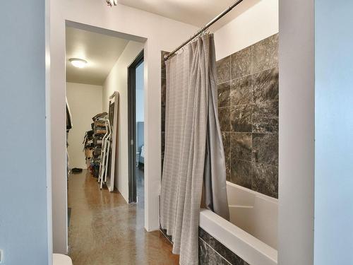 Ensuite bathroom - 202-190 Boul. Hector-Papin, L'Assomption, QC - Indoor Photo Showing Other Room