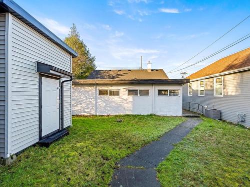 512 5Th St, Courtenay, BC 