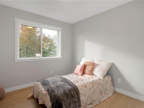 A-2102 Nikola Pl, Campbell River, BC - Indoor Photo Showing Bedroom