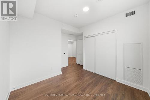 3005 - 30 Upper Mall Way, Vaughan, ON - Indoor Photo Showing Other Room