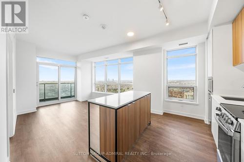 3005 - 30 Upper Mall Way, Vaughan, ON - Indoor Photo Showing Kitchen