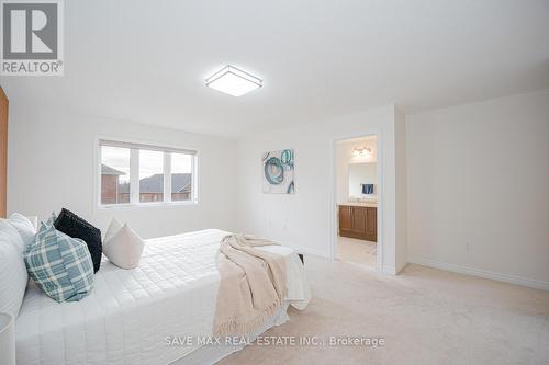 61 Edinburgh Drive, Brampton, ON - Indoor Photo Showing Bedroom