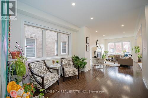 61 Edinburgh Drive, Brampton, ON - Indoor Photo Showing Other Room