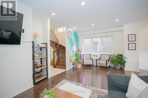 61 Edinburgh Drive, Brampton, ON - Indoor Photo Showing Living Room