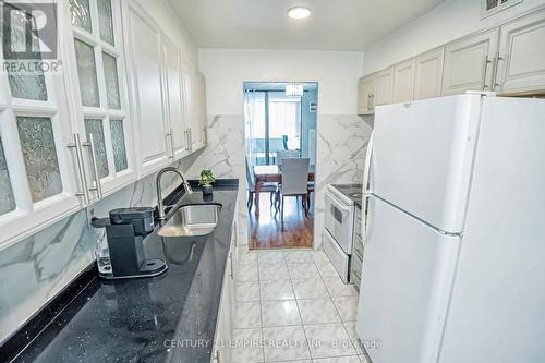 216 - 75 Emmett Avenue, Toronto, ON - Indoor Photo Showing Kitchen