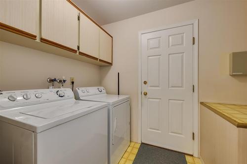 1991 143A Street, Surrey, BC - Indoor Photo Showing Laundry Room