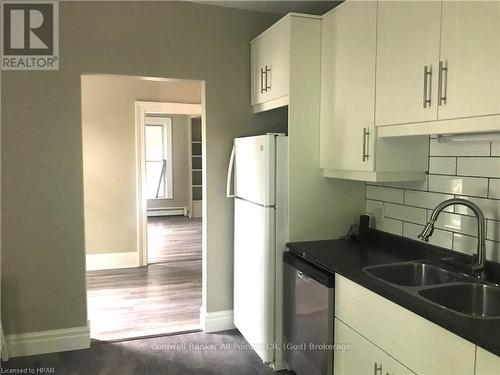 116 Quebec Street, Goderich (Goderich (Town)), ON - Indoor Photo Showing Kitchen With Double Sink