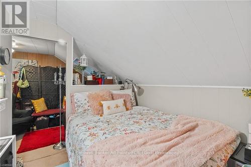 116 Quebec Street, Goderich (Goderich (Town)), ON - Indoor Photo Showing Bedroom