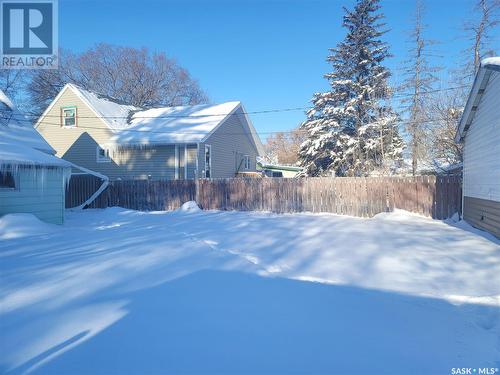 31 Charles Crescent, Regina, SK - Outdoor