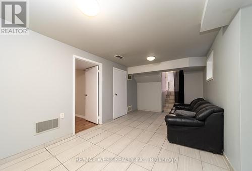 Lower - 2534 Palisander Avenue, Mississauga, ON - Indoor Photo Showing Other Room