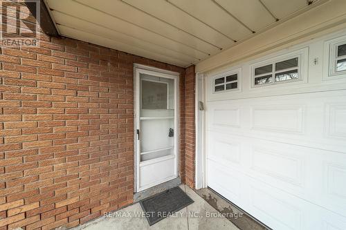 Lower - 2534 Palisander Avenue, Mississauga, ON - Outdoor With Exterior