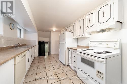 Lower - 2534 Palisander Avenue, Mississauga, ON - Indoor Photo Showing Kitchen With Double Sink