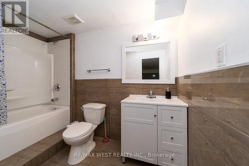 Lower - 2534 Palisander Avenue, Mississauga, ON - Indoor Photo Showing Bathroom