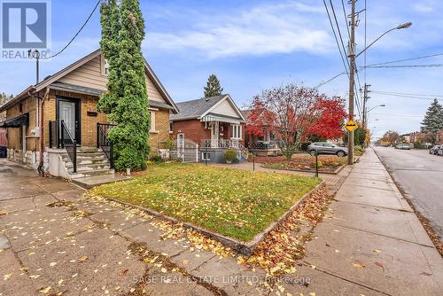 509 Sammon Avenue, Toronto, ON - Outdoor