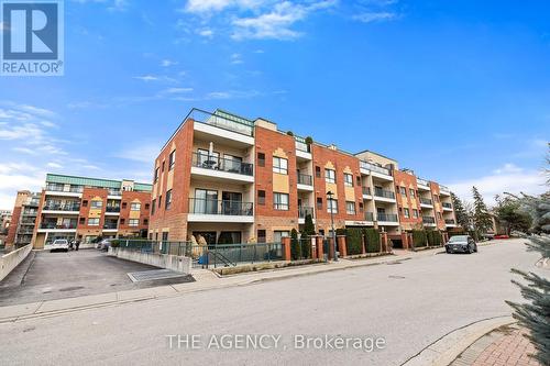 Ph5 - 33 Wallace Street, Vaughan, ON - Outdoor With Facade