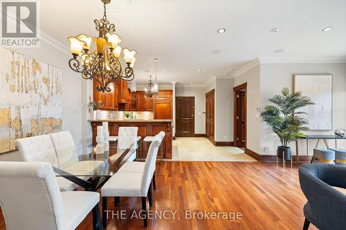 Ph5 - 33 Wallace Street, Vaughan, ON - Indoor Photo Showing Dining Room