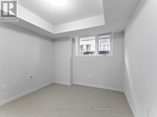 77 - 39 Honeycrisp Crescent, Vaughan, ON - Indoor Photo Showing Other Room