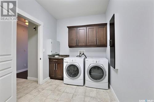 305 3750 Haughton Road E, Regina, SK - Indoor Photo Showing Laundry Room