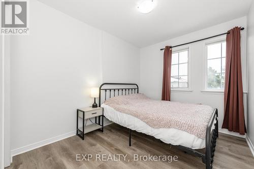 7 Foxden Place, Ottawa, ON - Indoor Photo Showing Bedroom