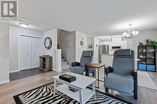 1102, 7171 Coach Hill Road Sw, Calgary, AB 