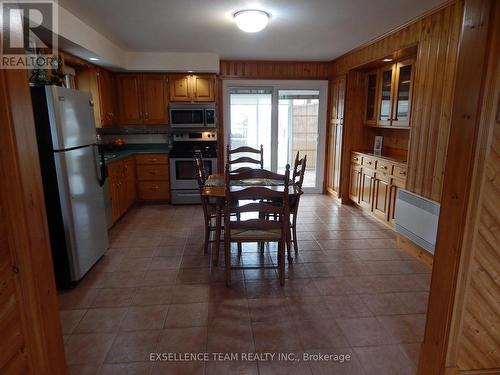 6666 Lawrence Street, South Glengarry, ON - Indoor Photo Showing Kitchen