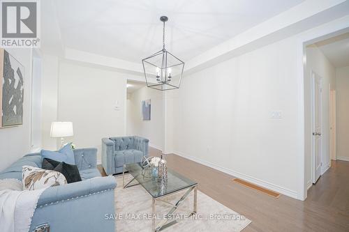 46 Eastman Drive, Brampton, ON - Indoor Photo Showing Living Room