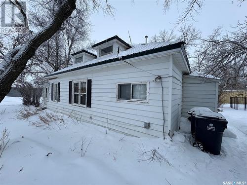 614 Whyte Street, Loreburn, SK - Outdoor